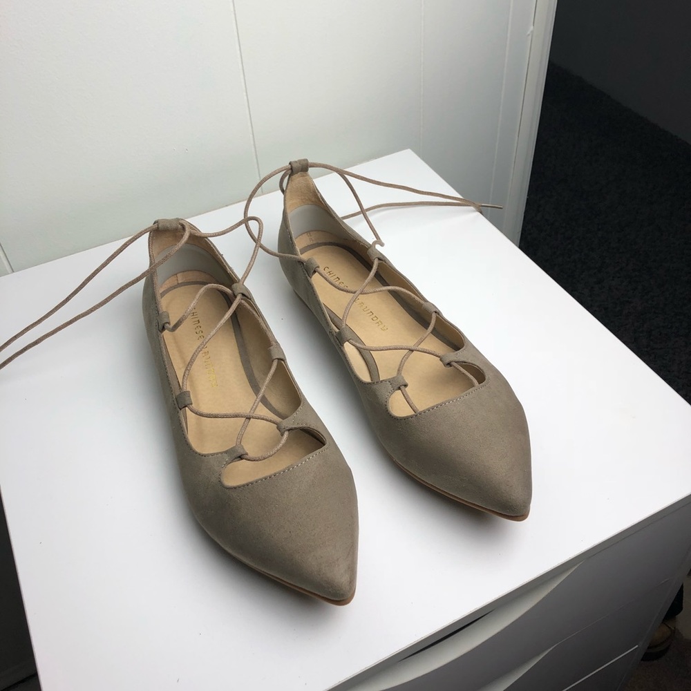 Chinese Laundry Lace-Up Gray Flats